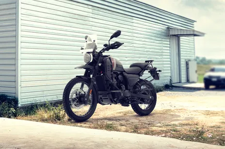 Yezdi Adventure Black
