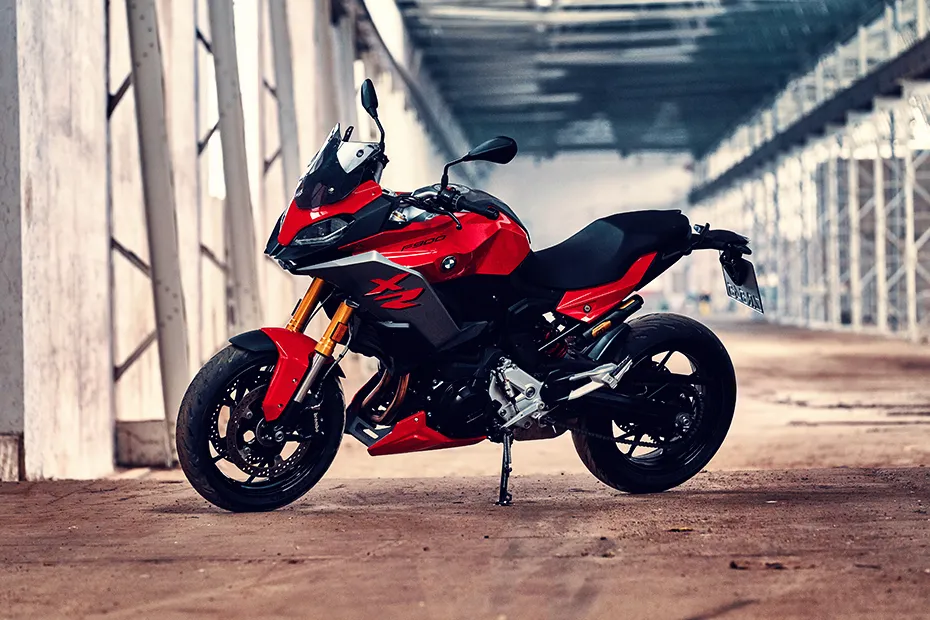 BMW F900XR