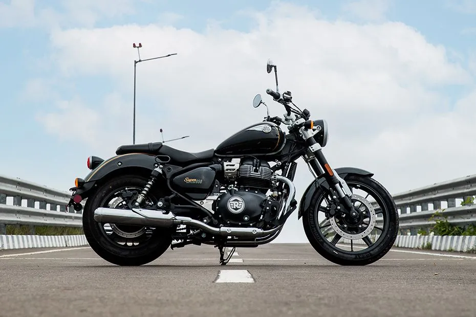 Royal Enfield Super Meteor 650 Astral